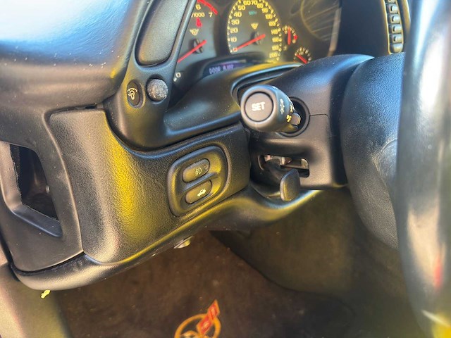 Chevrolet - 1998 - corvette c5 - 5.7 convertible a - personenauto - afbeelding 3 van  24