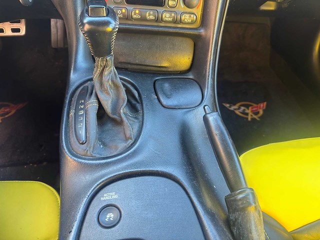 Chevrolet - 1998 - corvette c5 - 5.7 convertible a - personenauto - afbeelding 9 van  24