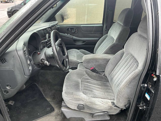 Chevrolet - 2001 - s10 pick up - personenauto (76-bk-jz) - afbeelding 16 van  18