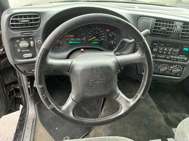 Chevrolet - 2001 - s10 pick up - personenauto (76-bk-jz) - afbeelding 18 van  18