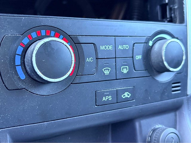 Chevrolet - 2008 - captiva - personenauto - afbeelding 7 van  16