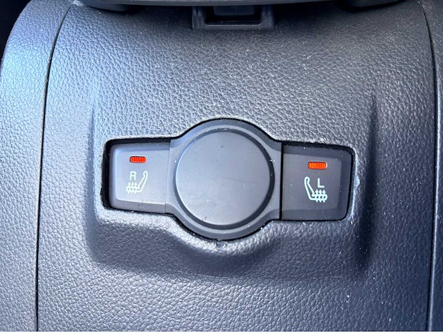 Chevrolet - 2008 - captiva - personenauto - afbeelding 8 van  16