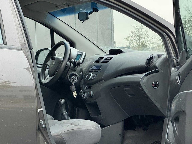Chevrolet - 2011 - spark - 1.0 16v l - 2-tkr-69 - afbeelding 15 van  17
