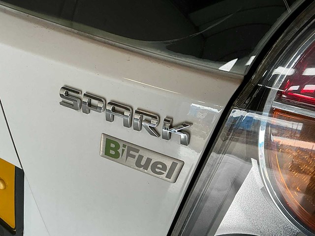 Chevrolet - 2012 - spark - 1.0 16v ls bi-fuel - personenauto - afbeelding 3 van  9