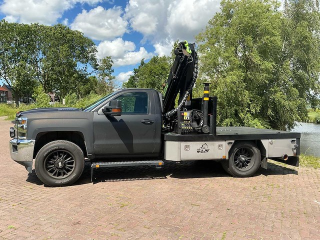 Chevrolet - 2018 - silverado - truck met elektrische palfinger kraan - afbeelding 2 van  43