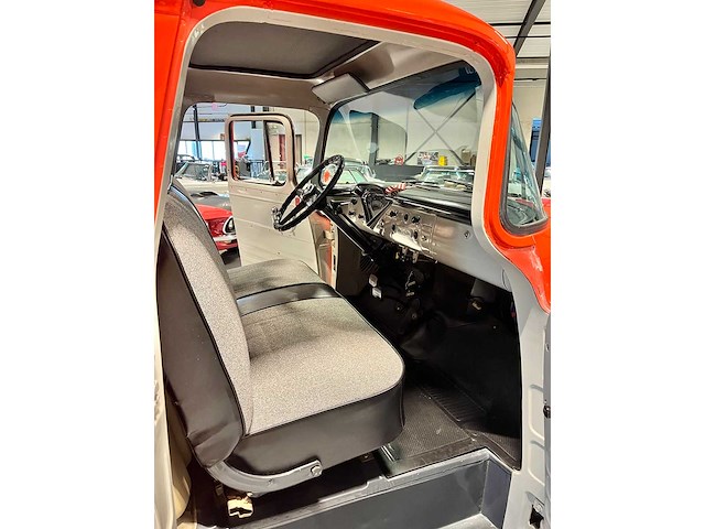 Chevrolet - 3100 - pick-up truck - afbeelding 18 van  45