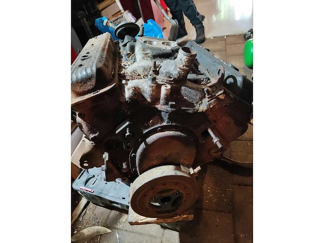 Chevrolet - 5,7 tbi - motor - automotor - afbeelding 1 van  5