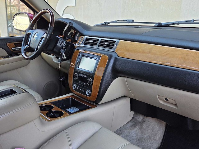 Chevrolet - avalanche - 2007 - automaat - grijs kenteken - 56-vrd-8 - afbeelding 22 van  25
