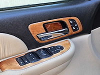 Chevrolet - avalanche - 2007 - automaat - grijs kenteken - 56-vrd-8 - afbeelding 17 van  33