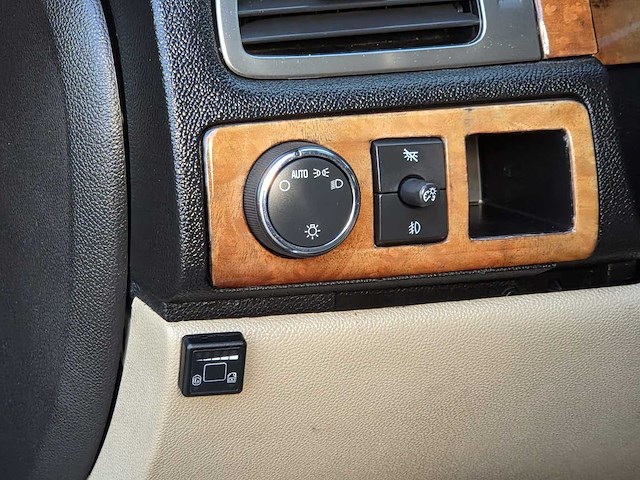 Chevrolet - avalanche - 2007 - automaat - grijs kenteken - 56-vrd-8 - afbeelding 18 van  33