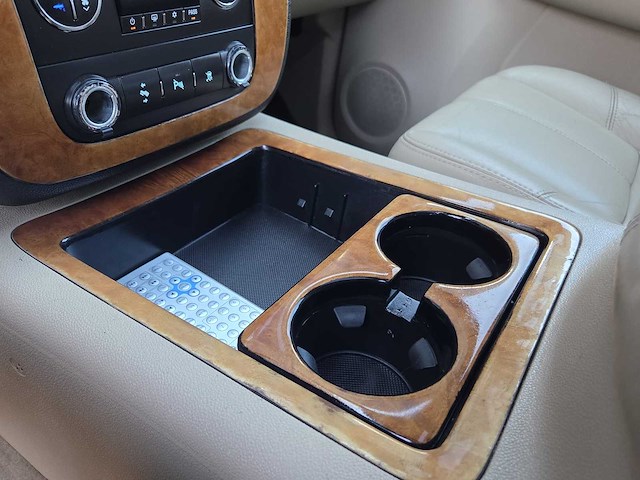 Chevrolet - avalanche - 2007 - automaat - grijs kenteken - 56-vrd-8 - afbeelding 19 van  33