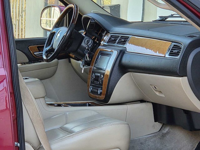 Chevrolet - avalanche - 2007 - automaat - grijs kenteken - 56-vrd-8 - afbeelding 24 van  31