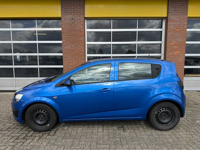Chevrolet - aveo - 1.3d lt personenauto - 2012 - afbeelding 2 van  7