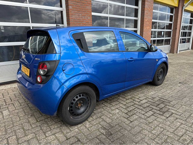 Chevrolet - aveo - 1.3d lt personenauto - 2012 - afbeelding 4 van  7