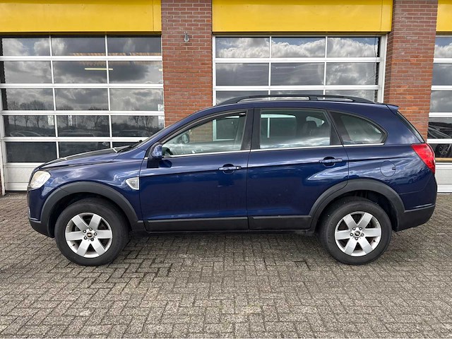 Chevrolet - captiva - 2.4 intro ed. 2wd - personenauto - 2006 - afbeelding 8 van  11