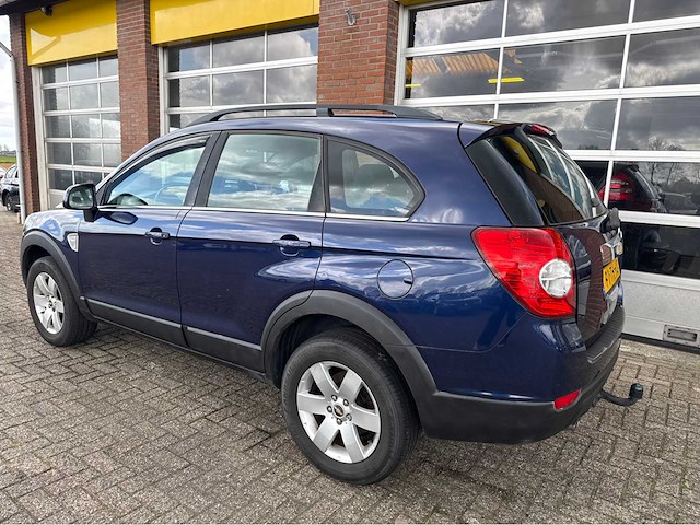 Chevrolet - captiva - 2.4 intro ed. 2wd - personenauto - 2006 - afbeelding 9 van  11