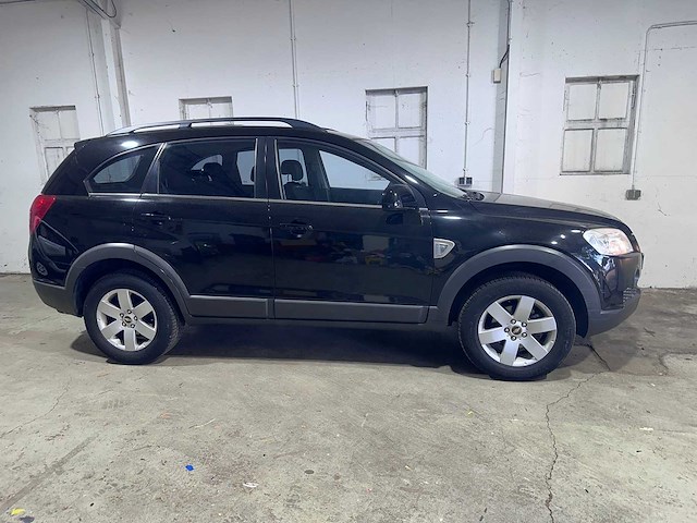 Chevrolet - captiva - 2.4i style - 74-tj-sx - afbeelding 17 van  20