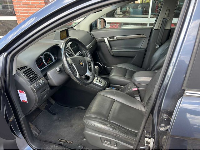 Chevrolet - captiva 3.2i - executive- personenauto - 2007 - afbeelding 2 van  27