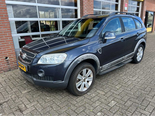 Chevrolet - captiva 3.2i - executive- personenauto - 2007 - afbeelding 1 van  27