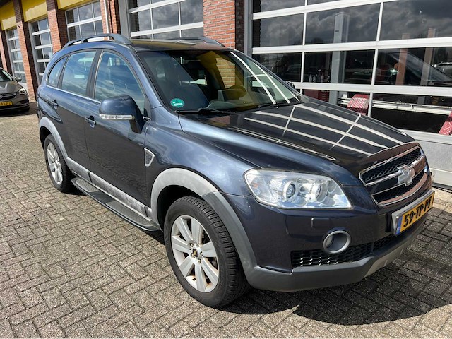 Chevrolet - captiva 3.2i - executive- personenauto - 2007 - afbeelding 24 van  27