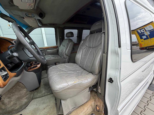 Chevrolet - chevrolet express - camper - 2002 - afbeelding 22 van  27