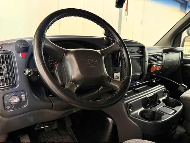 Chevrolet - chevy van - v8 - diesel - camper - 2003 - afbeelding 27 van  37