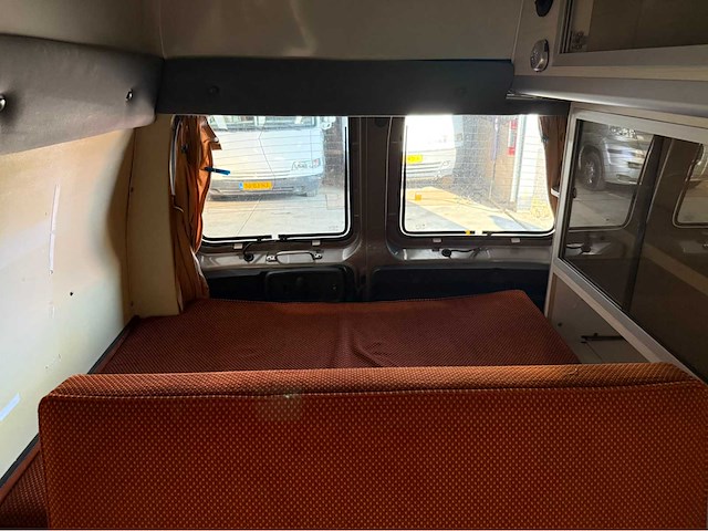 Chevrolet - chevy van - v8 - diesel - camper - 2003 - afbeelding 4 van  37