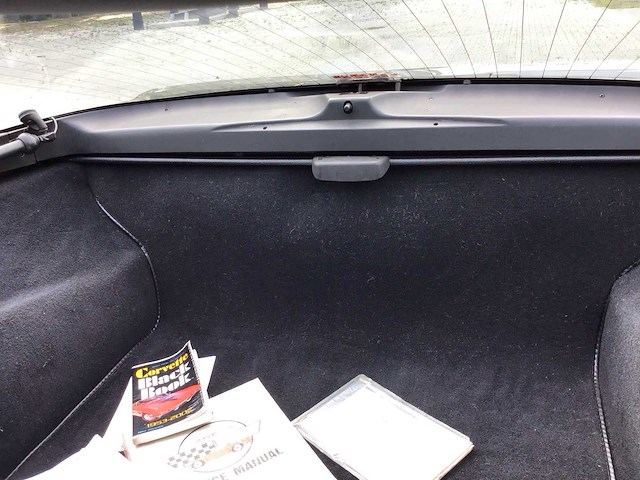 Chevrolet - corvette - c4 - oldtimer - afbeelding 13 van  34