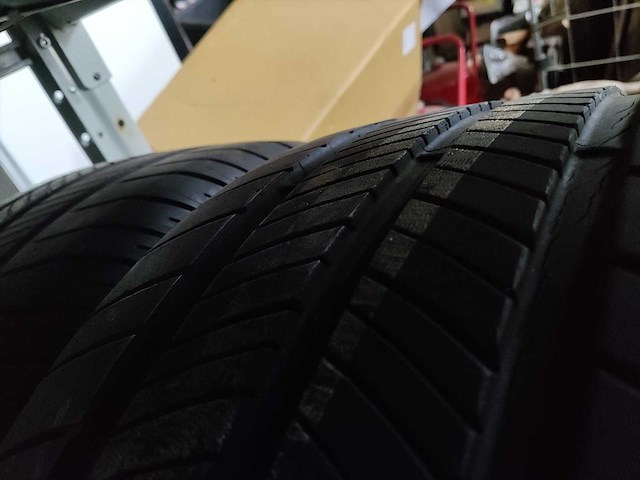 Chevrolet - corvette - velg (4x) - afbeelding 4 van  7