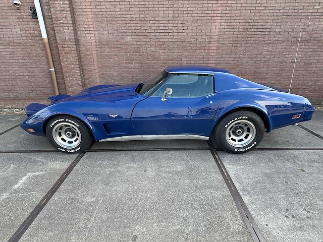Chevrolet - corvette c3 - 5.7l v8 - 1977 - oldtimer - afbeelding 18 van  22