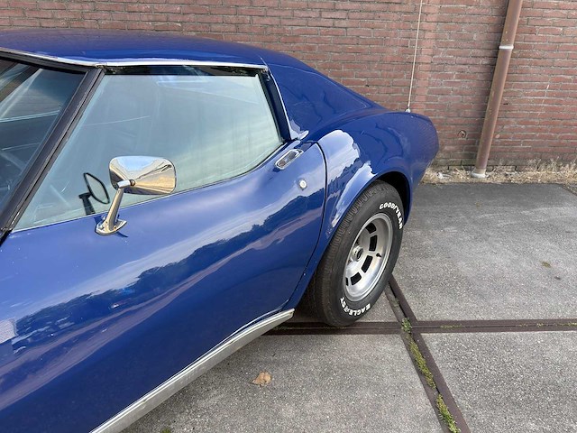 Chevrolet - corvette c3 - 5.7l v8 - 1977 - oldtimer - afbeelding 20 van  22