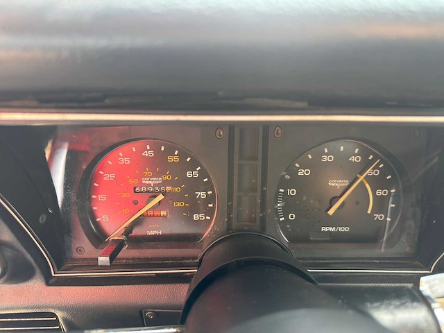 Chevrolet - corvette c3 - 5.7l v8 - 1980 - oldtimer - afbeelding 4 van  15