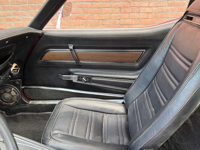 Chevrolet - corvette c3 - 7.4l v8 - 454 ls4 - big block - 1973 - oldtimer - afbeelding 17 van  25