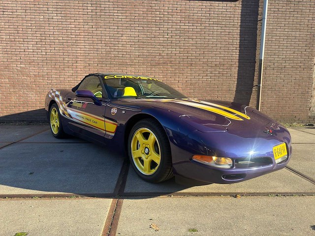Chevrolet - corvette c5 - 5.7 convertible a - pacecar indy 500 - 1065 van 1158 - 1998 - afbeelding 31 van  34