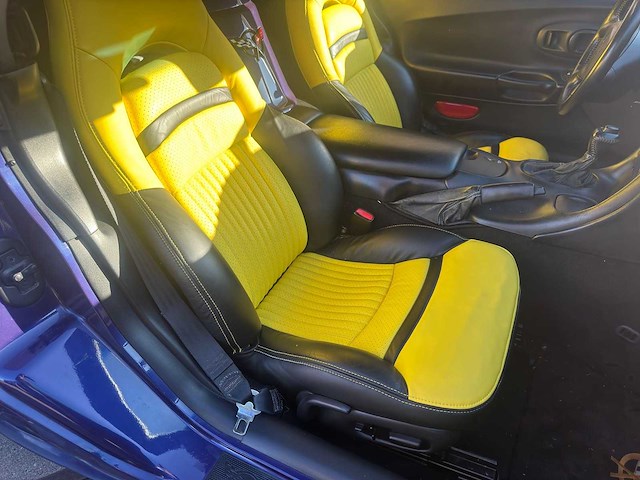 Chevrolet - corvette c5 - 5.7 convertible a - pacecar indy 500 - 1065 van 1158 - 1998 - afbeelding 14 van  34