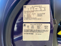 Chevrolet - corvette c5 - 5.7 convertible a - pacecar indy 500 - 1065 van 1158 - 1998 - afbeelding 21 van  34