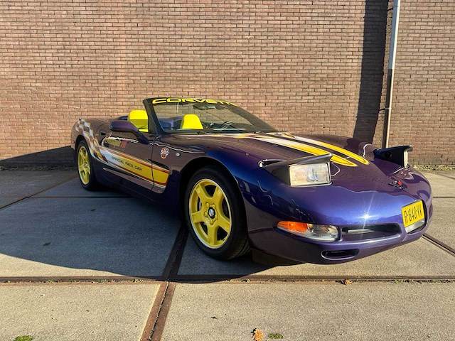 Chevrolet - corvette c5 - 5.7 convertible a - pacecar indy 500 - 1065 van 1158 - 1998 - afbeelding 32 van  34
