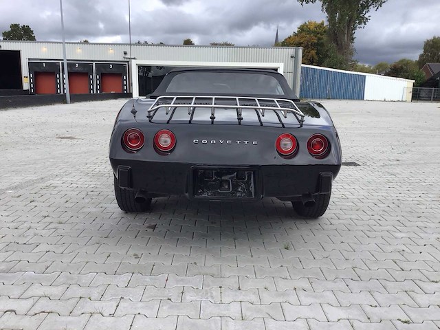 Chevrolet - corvette cabriolet - c3 - oldtimer - afbeelding 24 van  29