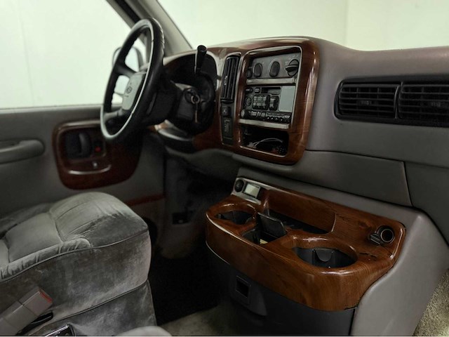 Chevrolet - express - camper - v8 - lpg g3 -1998 - afbeelding 6 van  34