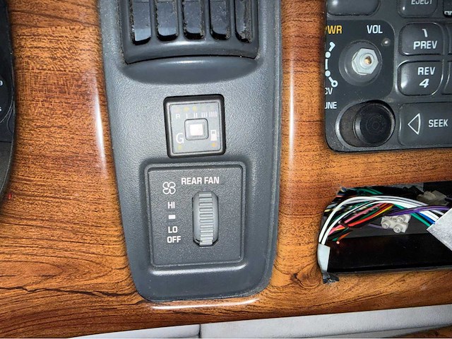 Chevrolet - express - camper - v8 - lpg g3 -1998 - afbeelding 15 van  34