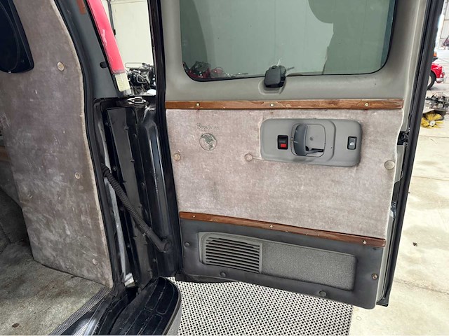 Chevrolet - express - camper - v8 - lpg g3 -1998 - afbeelding 19 van  34