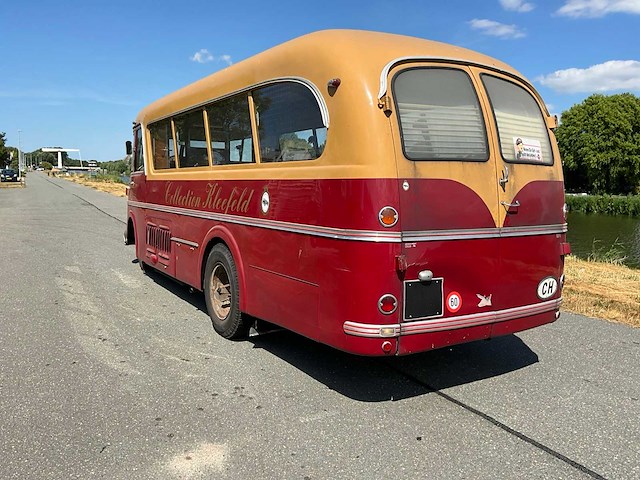 Chevrolet - personenbus - afbeelding 2 van  22
