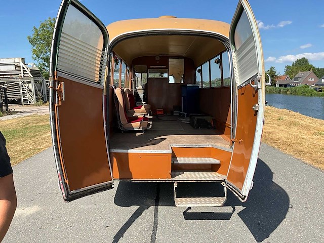 Chevrolet - personenbus - afbeelding 8 van  22