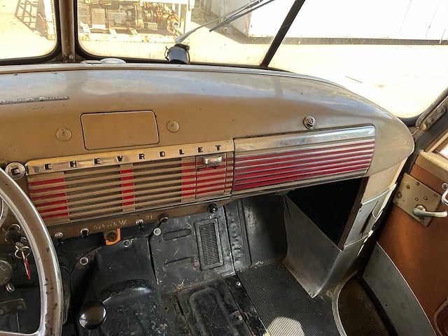 Chevrolet - personenbus - afbeelding 13 van  22