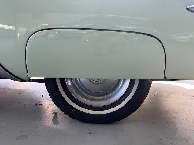 Chevrolet - styleline - oldtimer - 1950 - afbeelding 3 van  9