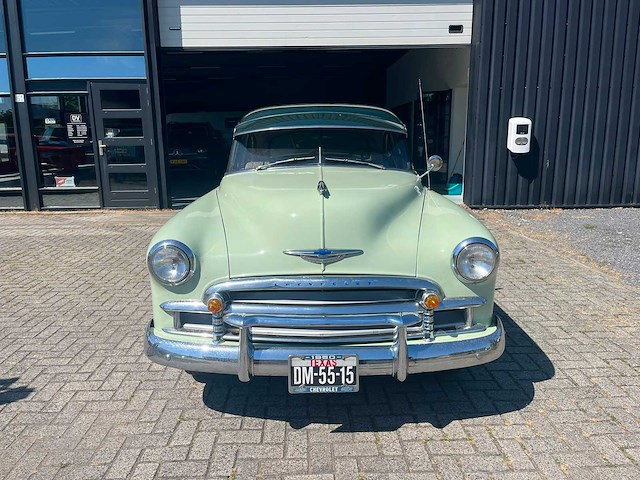 Chevrolet - styleline - oldtimer - 1950 - afbeelding 8 van  9