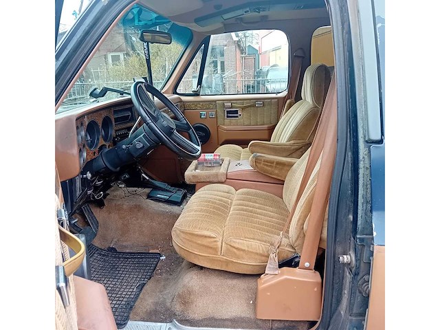 Chevrolet - suburban - 5,7 tbi - personenauto - afbeelding 2 van  6