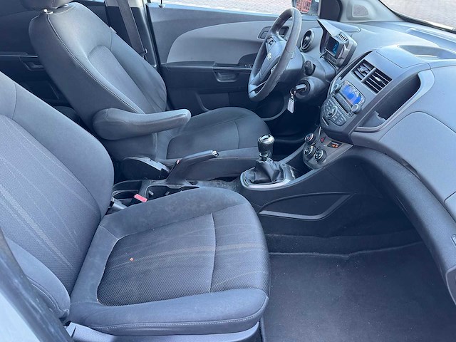 Chevrolet aveo 1.2 lt 70-rtk-9 - afbeelding 13 van  16