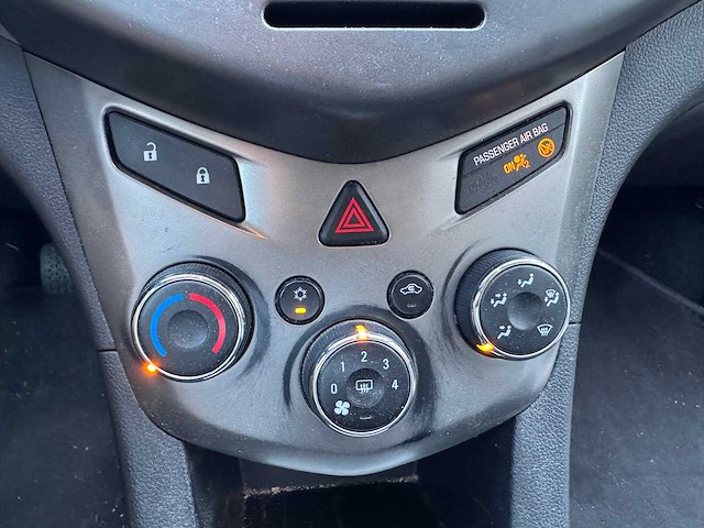 Chevrolet aveo 1.2 lt 70-rtk-9 - afbeelding 8 van  16
