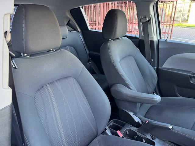 Chevrolet aveo 1.2 lt *, 70-rtk-9 - afbeelding 10 van  16